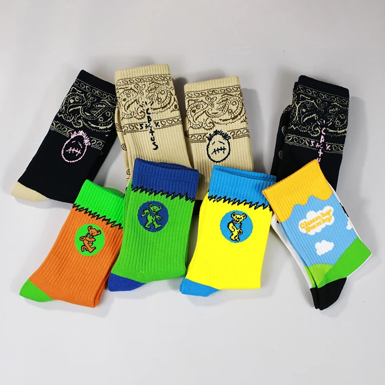 3 Pair/Box Socks Men\'s DUNK Dance Bear Ice Cream American Cashew Flower Sports Socks Gift Box Spring/Summer Designer Socks