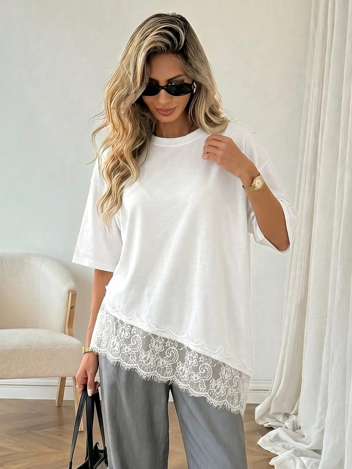 Weißes Spitzen-Patchwork-T-Shirt für Damen 2026 Neues Sommer-Chic O-Ausschnitt Kurzarm Unregelmäßiges Oberteil Weibliches Basic Weißes Top