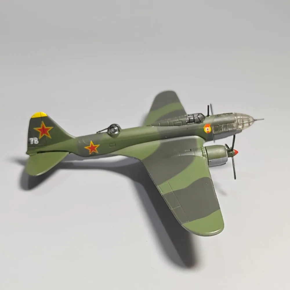 Diecast 1: 144 Scale Il-4 Bomber Alloy Model Simulation Military Decoration Small Collection Miniature Art Scene