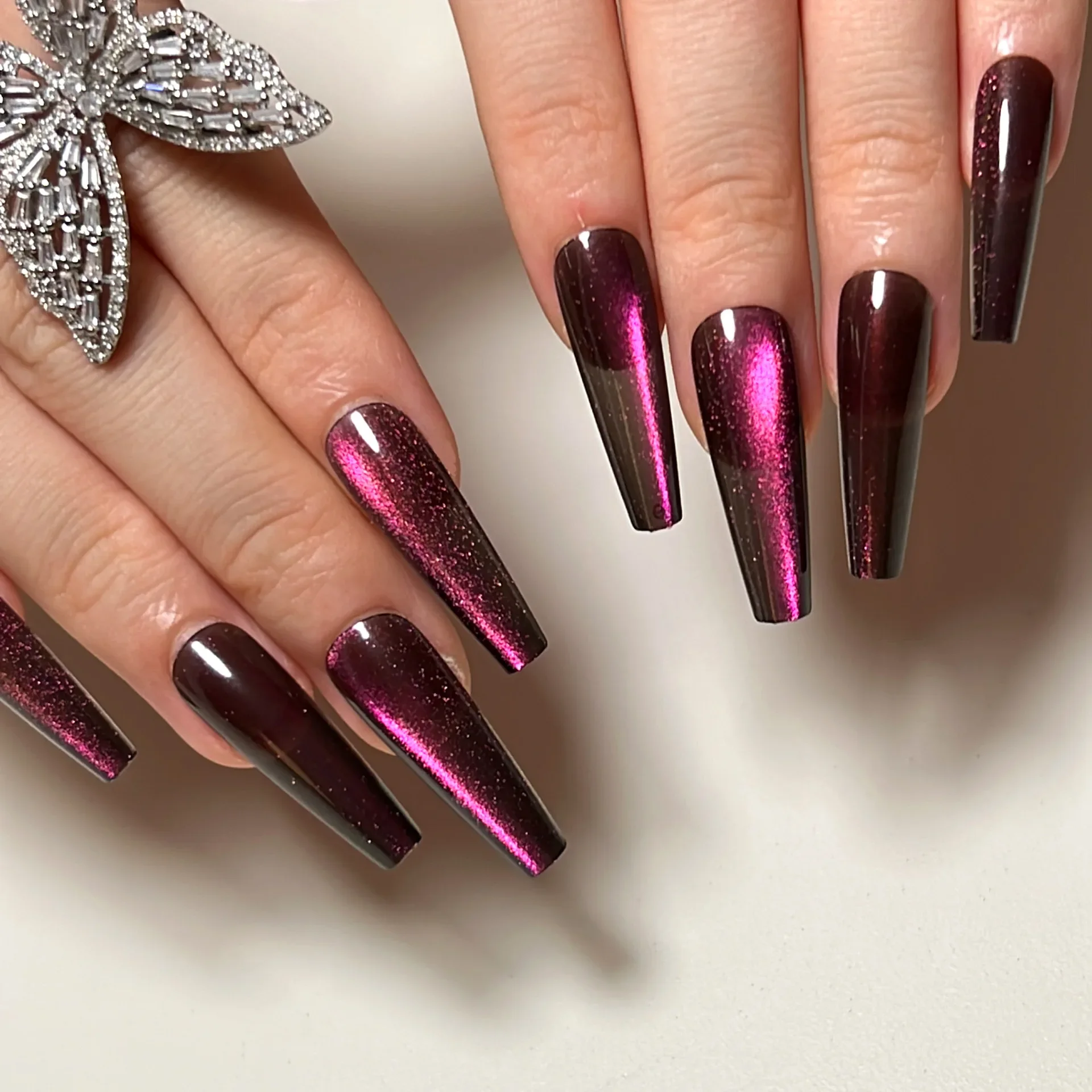 Glitter Fashion Raspberry Purple Cat Eye Wearable Long Ballet Fake Nails Full Cover Finished False Nails Press on Nail with Glue