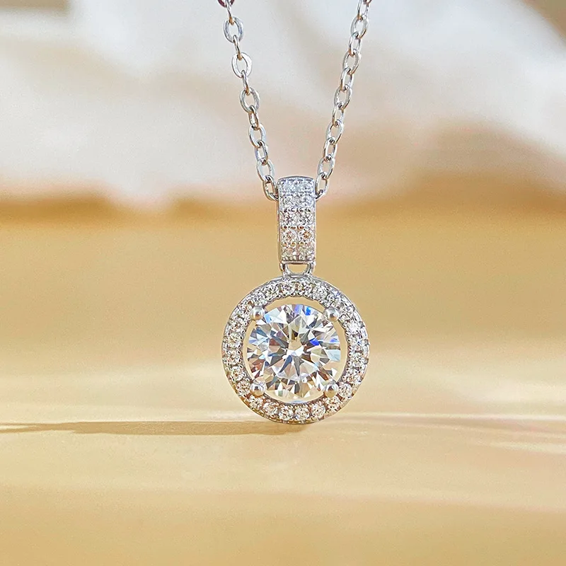 

Серебряное колье-подвеска Moissanite s925 для женщин, круглая и элегантная цепочка на ключицу