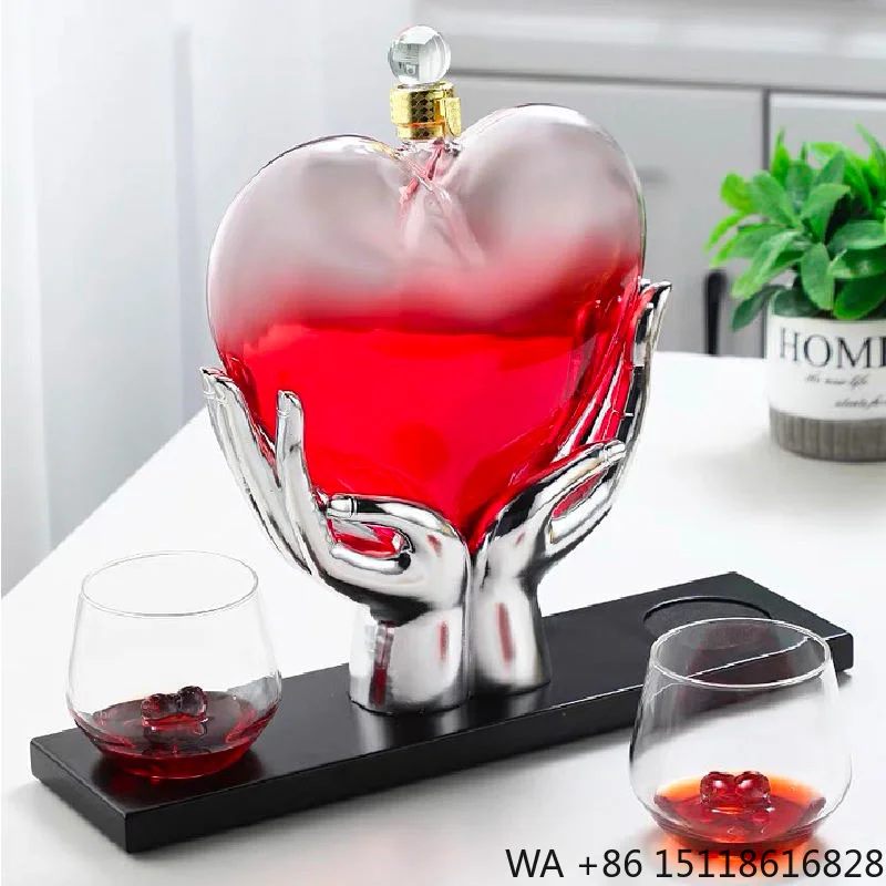 High Temperature Heart Shaped Decanter Combustion Manufacturing Premium Popular High Quality New Arrival Modern Bar Decor Set