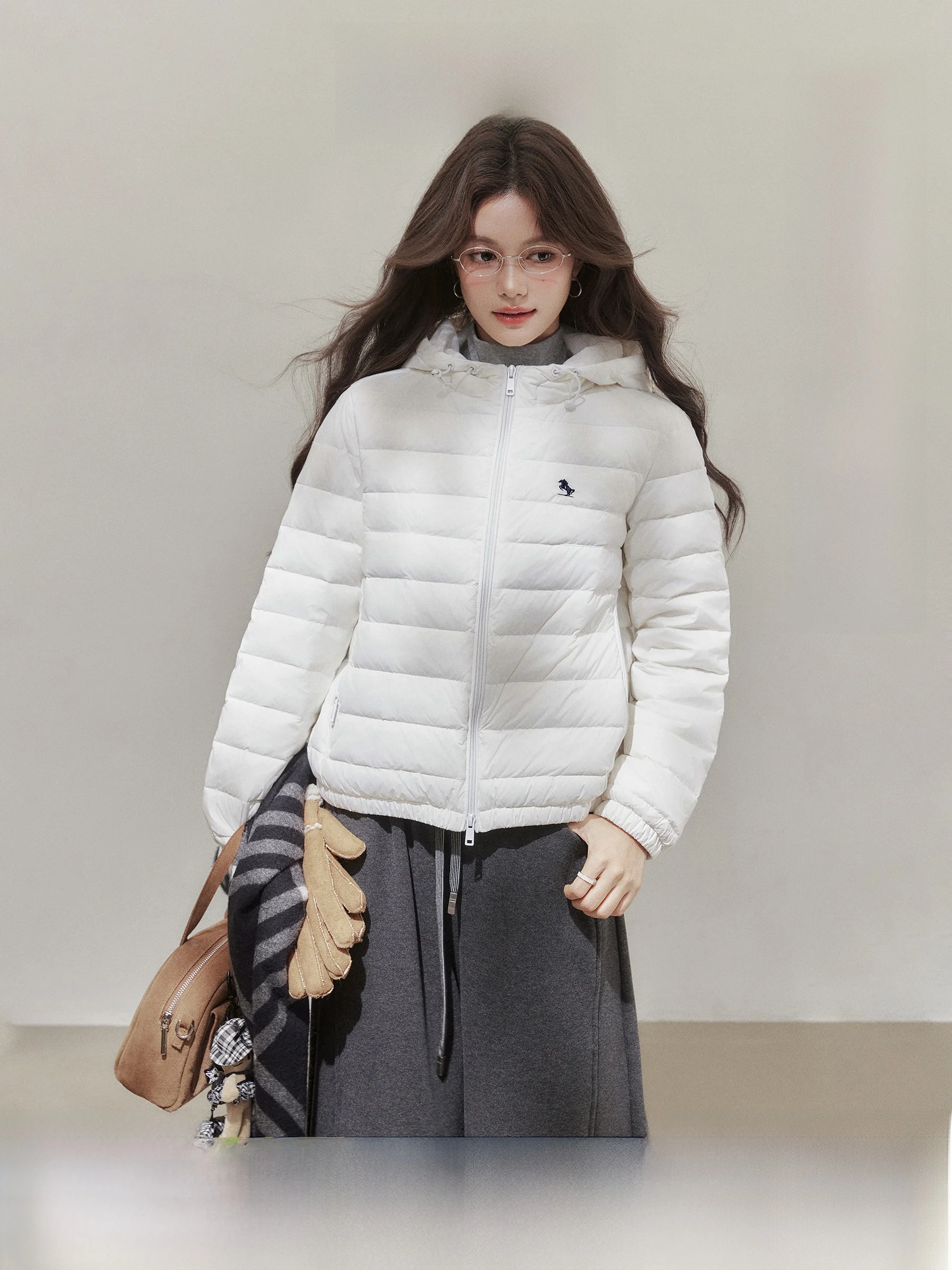 

Casual Sle Women's down Jaet Lightweight ort Coat with Hood Bfled Du Feather Warm Filling Thin Design for Winter