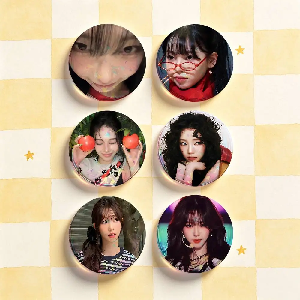A-AESPA K-Karina Badges 25 32 44 58 75 mm Round Customizable Wholesale Fan goods Self-made fan freebies