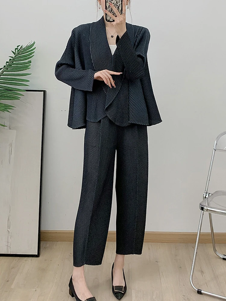 GVUW Pleated Casual 2 Pieces Set Women Lapel Loose Full Sleeve Coats + Pencil Trousers Solid Color New 2024 Female Sets 17G8668