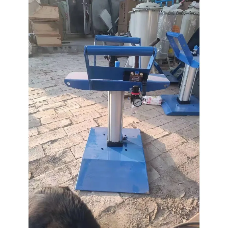 Auto Tire Repair Tools with Lamp for Tire Repairing Portable Pneumatic Tire Repair Spreader Expander Machine High Quality