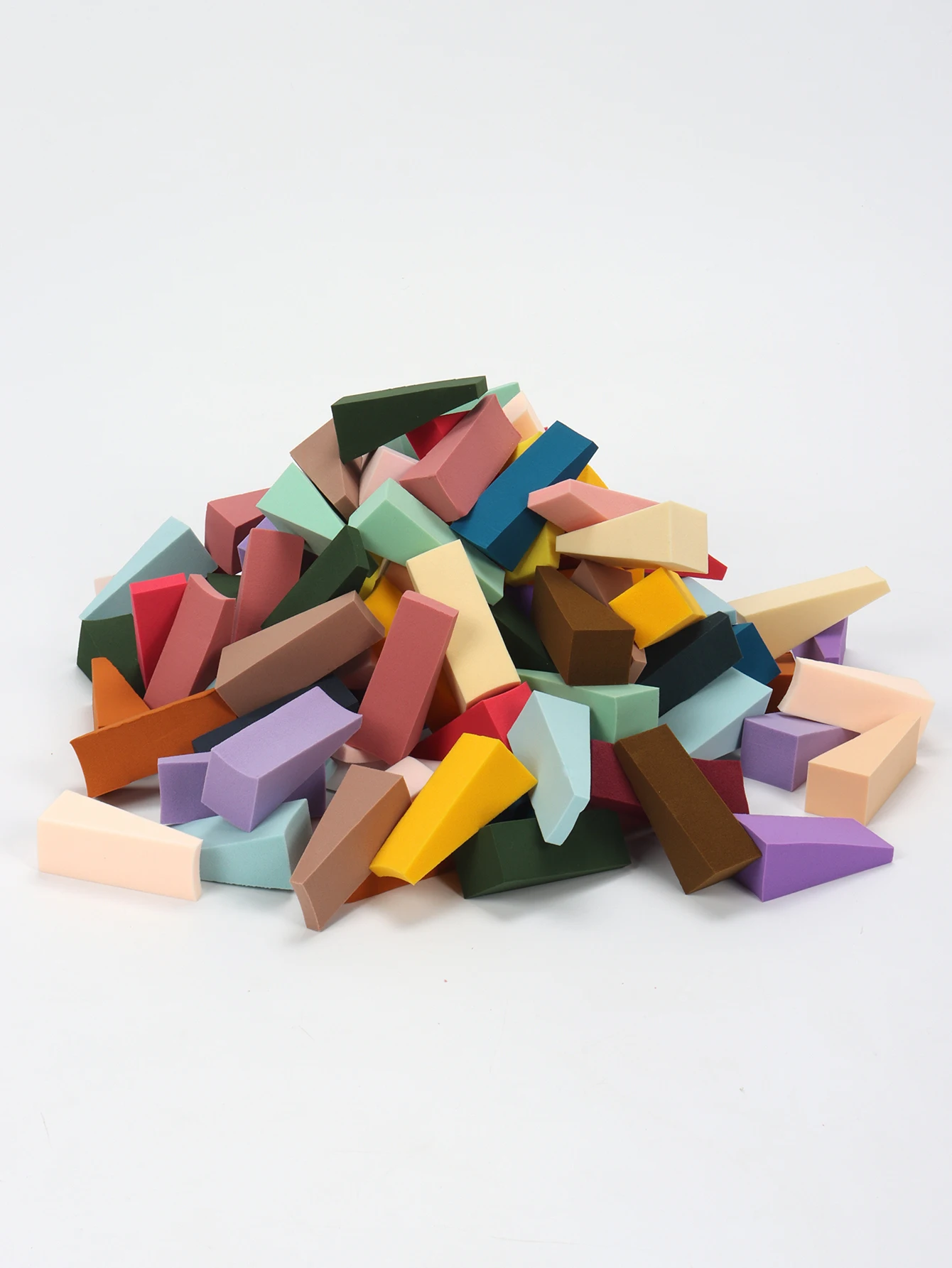 ランダム台形パウダーパフ 10-20-30-50-100 個、ウェットおよびドライメイクアップツール、すべての肌タイプに適しています