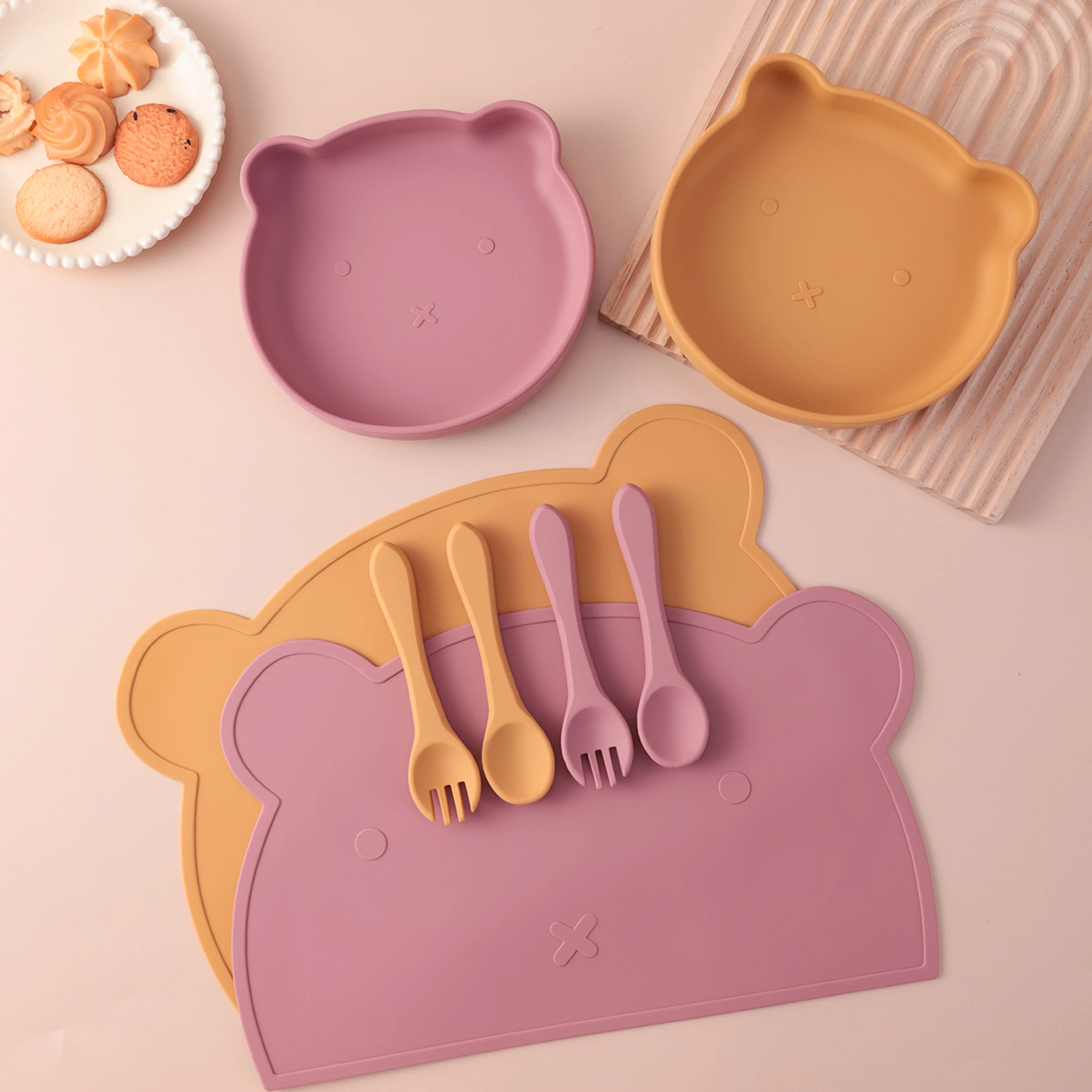 4PCS Silicone Baby Feeding Set Bear Plate Spoon Suction Mat Toddler Solid Food Tableware BPA Free Newborn Weaning Tableware