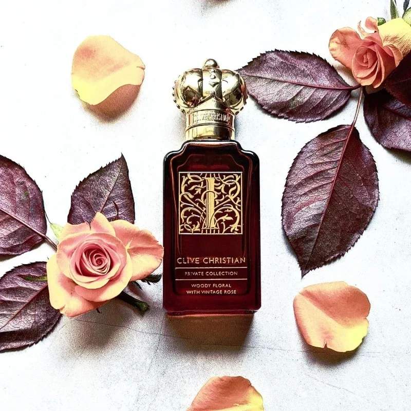 عطر أو دي برفوم للجنسين مع أناقة رومانسية منعشة ويدوم طويلاً، مثالية للارتداء اليومي وتاريخ السهرة والهدايا
