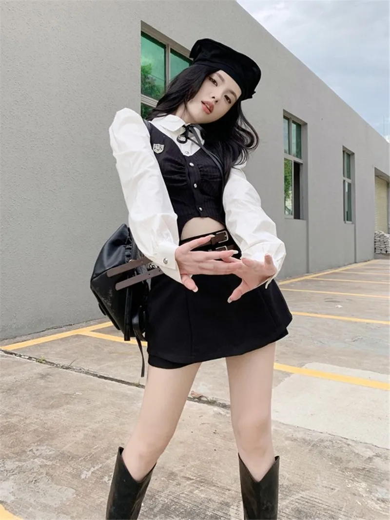 Frühling Herbst koreanische amerikanische würzige Mädchen jk Uniform Set schlanke helle gespleißte Hemd adrette Stil sexy hohe Taille Rock Doppel gürtel