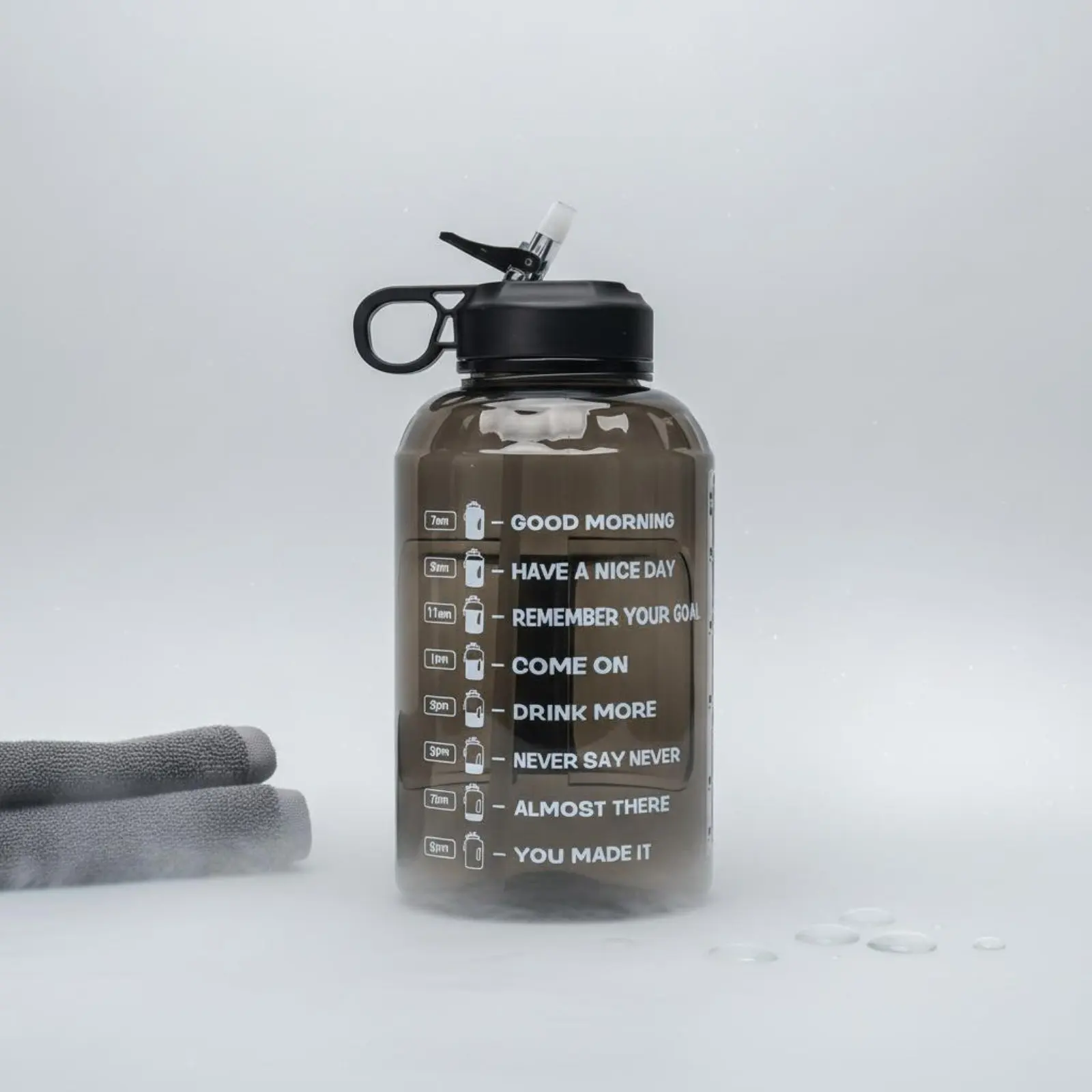 2.2-litre half-gallon water bottle with time markers