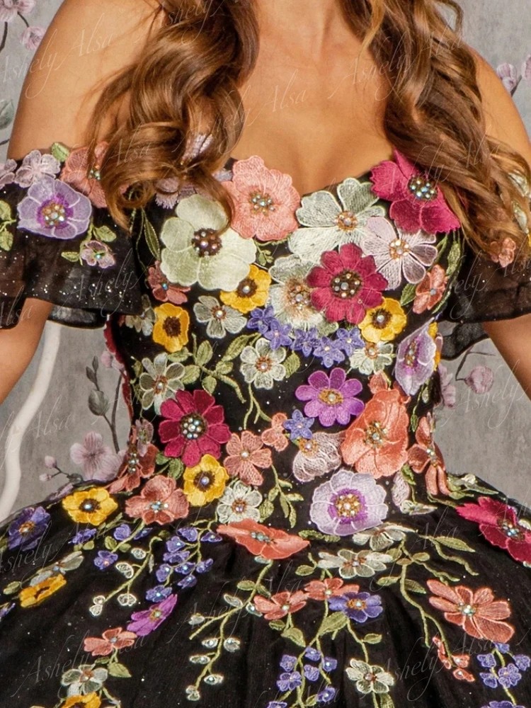 Vestidos de fiesta negros góticos elegantes personalizados para mujer, apliques de flores, vestido de baile, Reina de la danza, dulce 15 16, fiesta Formal de quinceañera