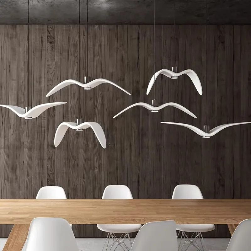 Nordic Flying Bird Resin Lamp Creative Personality Bar Front Desk Clothing Store Window Decoration Seagull Pendant LED Light