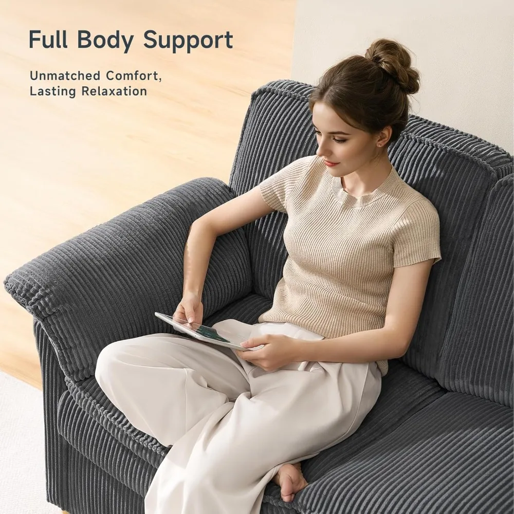 أريكة سروال قصير حديثة بثلاثة مقاعد في منتصف القرن لغرفة المعيشة مع مساند للذراعين ذات وسادة علوية ووسائد مزدوجة الطبقات