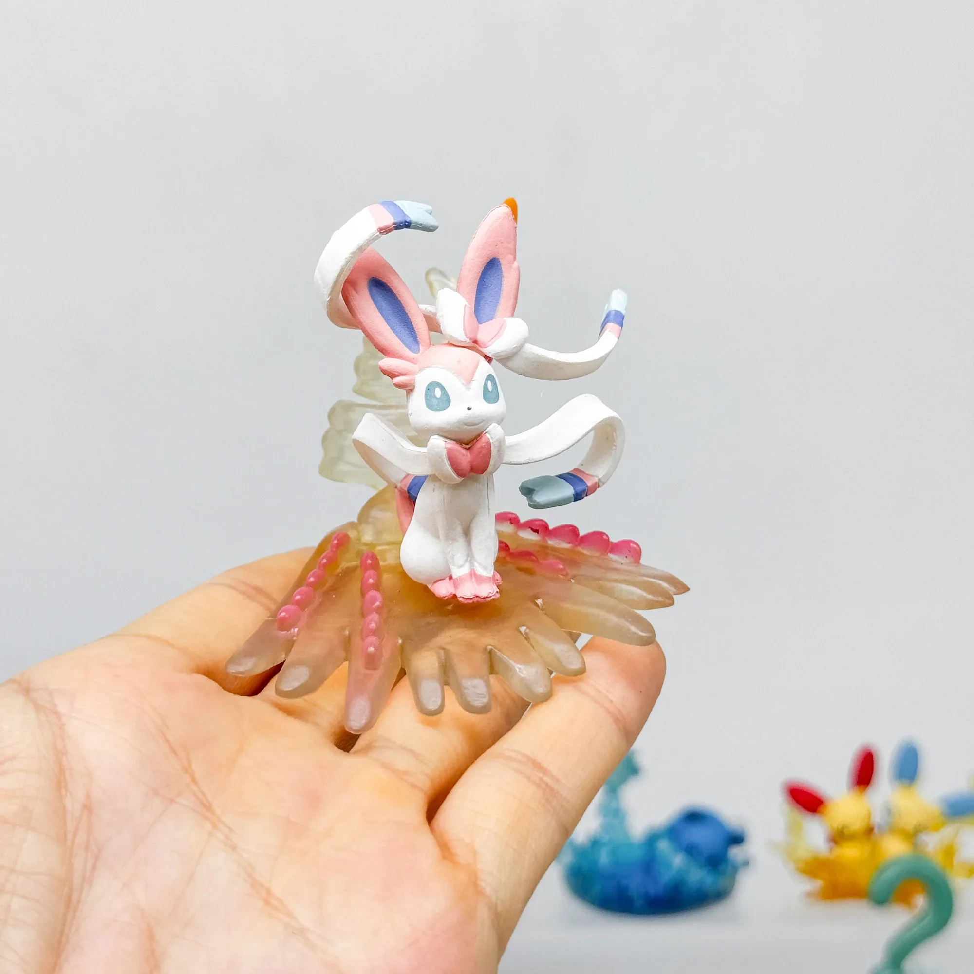 Kawaii Pokemon Desktop Mystery Blind Box – so süß! Pikachu & Eevee usw. Dekor für Schreibtischgeschenke, Spielzeugmodell, Anime zum Sammeln von Ornamenten