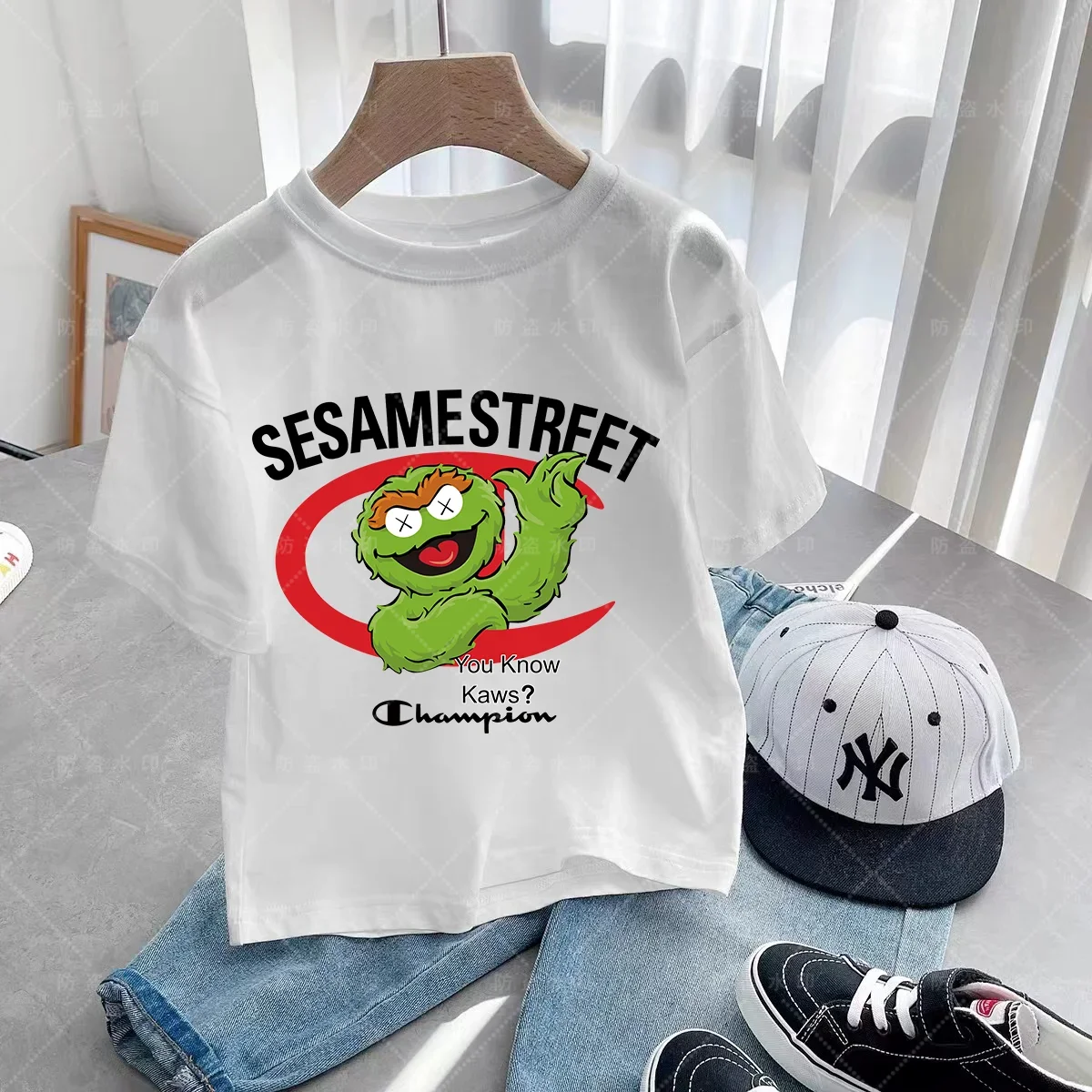 

Новинка, летняя детская футболка с Минни, Милая футболка Диснея, Повседневная винтажная одежда с рисунками из аниме Микки Маус, топ для девочек и мальчиков