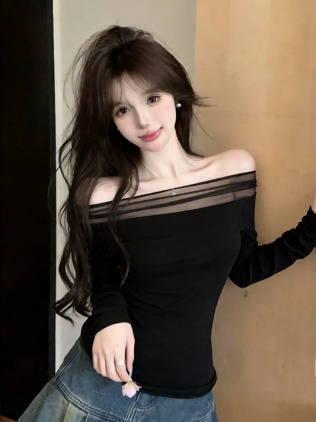 Slim Fit Long Sleeve Knitted T-Shirt Women's One Shoulder Mesh Insert Casual Style Fashionable Slimming Knitwear Top for Girls