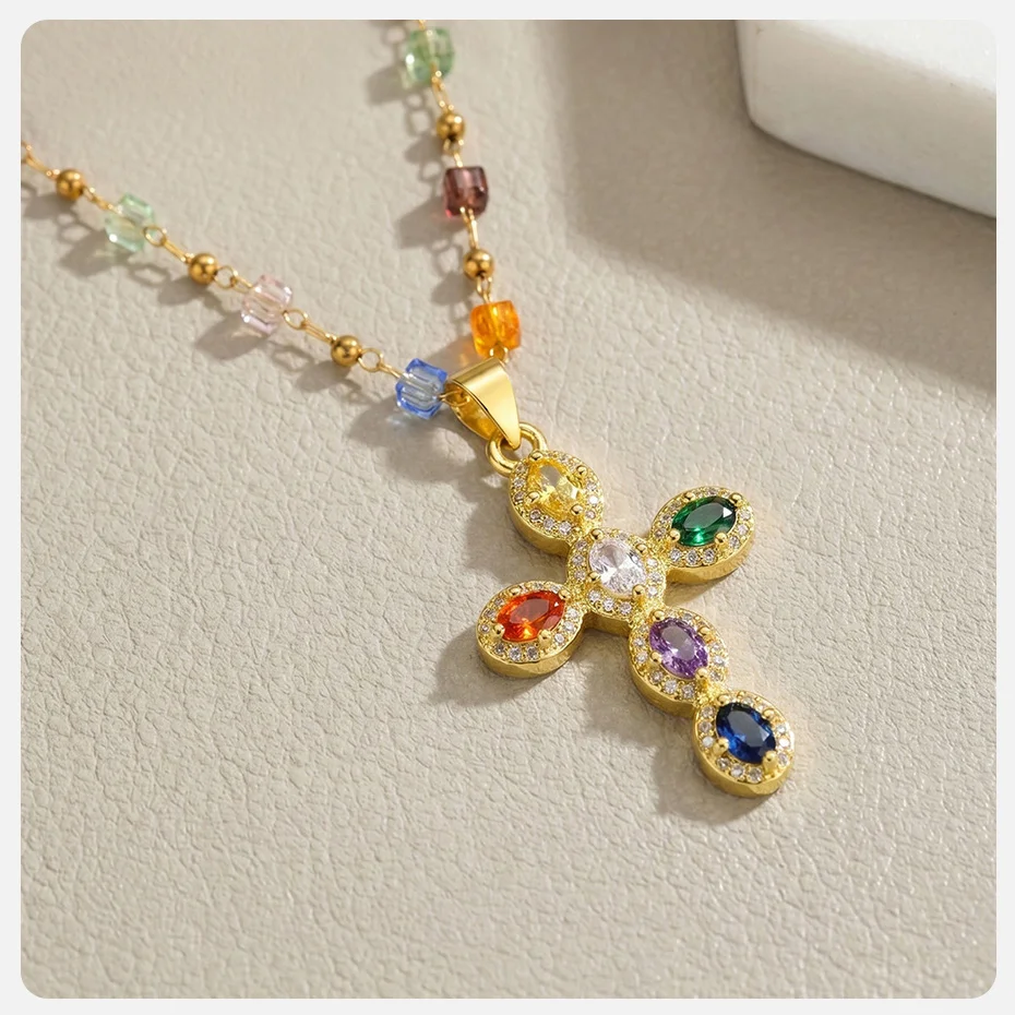 Vnox Mehrfarbige CZ-Steine Kreuz-Anhänger-Halskette für Frauen, vergoldet, bunte Zirkon-Religionskette, christlicher Schmuck – Detail 9