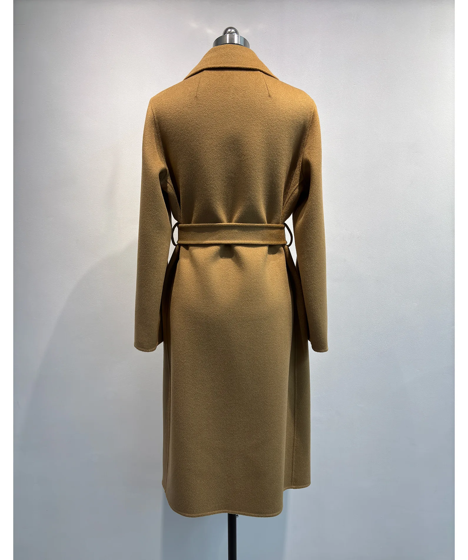 2024 MAX New Autumn Winter Version Of The Extended Cashmere Coat，Women's Double Cashmere Plush Coat