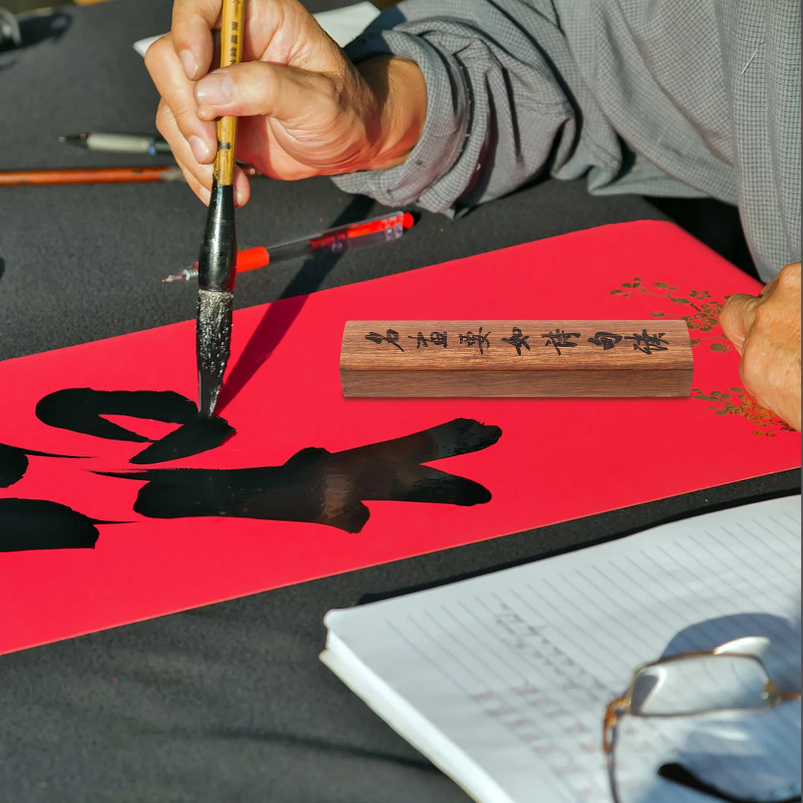 

2Pcs Solid Wood Paperweight Chinese Calligraphy Paper Holder Desktop Scroll Weight for Brush Painting Writing Study Room Decor