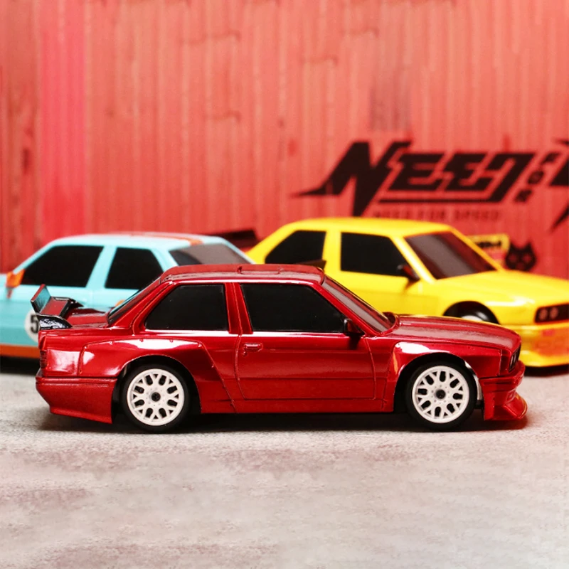 

SNICLO MG058 1:43 FPV RC Drift Car With Remote Control Camera Immersive Racing Vehicle Gift For Kids Adults RC Hobby Enthusiasts