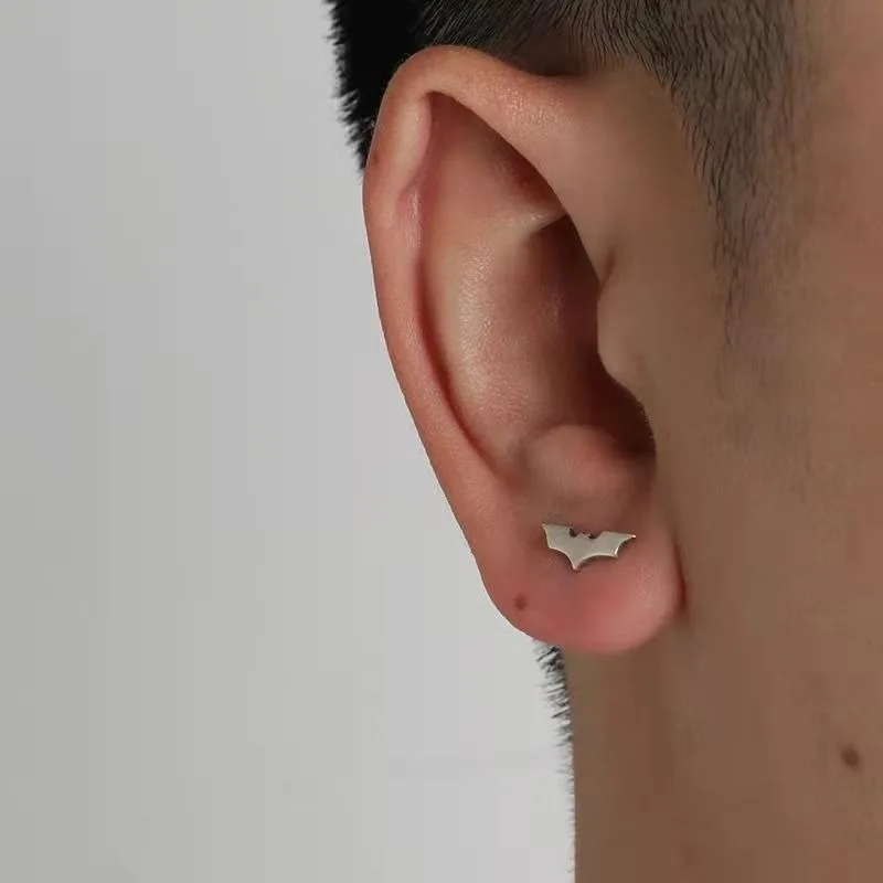 أقراط باتمان الكرتونية المتحركة DC للرجال والنساء، مجوهرات عصرية وبسيطة ومتعددة الاستخدامات وفريدة من نوعها وأنيقة وعصرية للزوجين