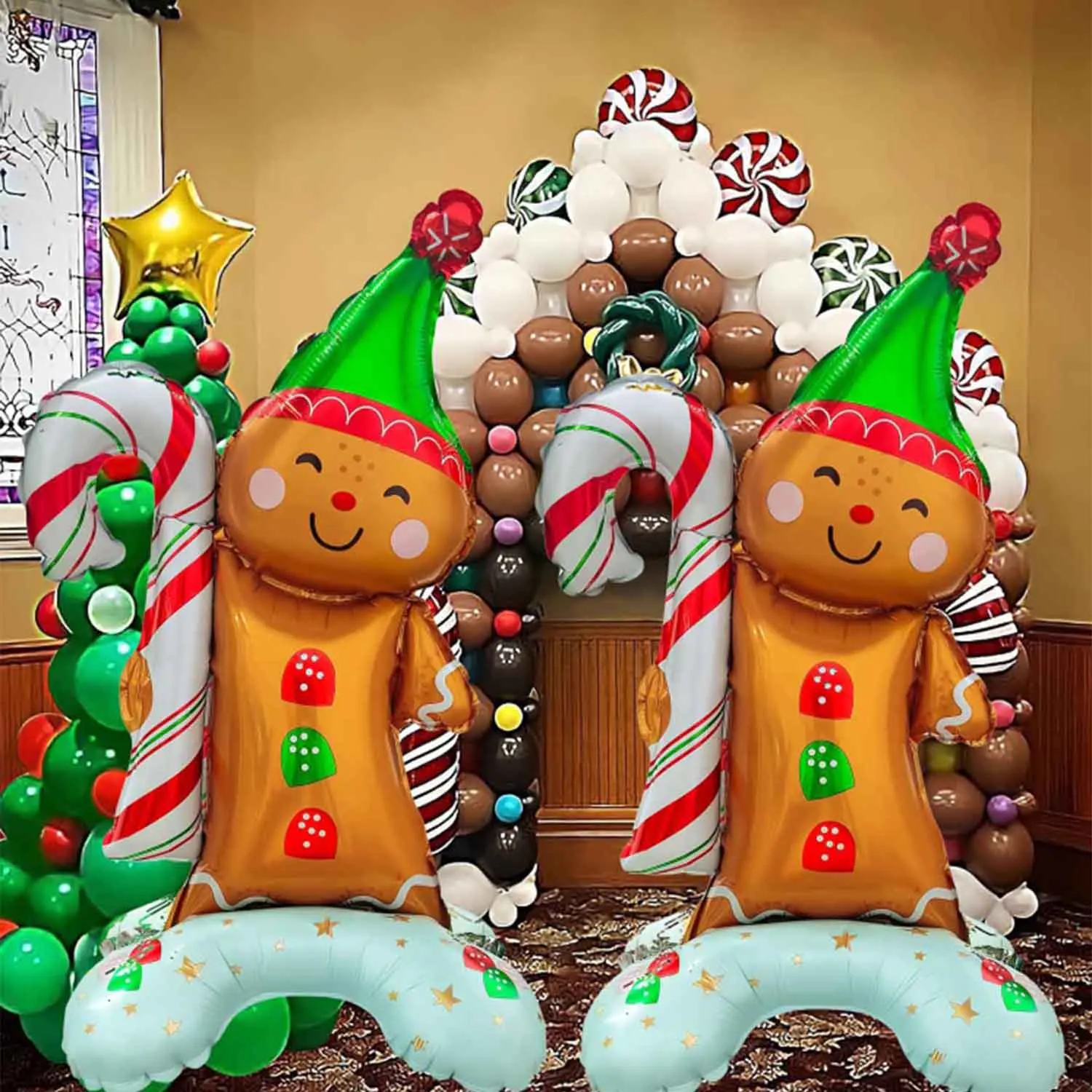 2pcs base wearing green hat gingerbread man aluminum film balloons gingerbread man themed Christmas party decoration balloons