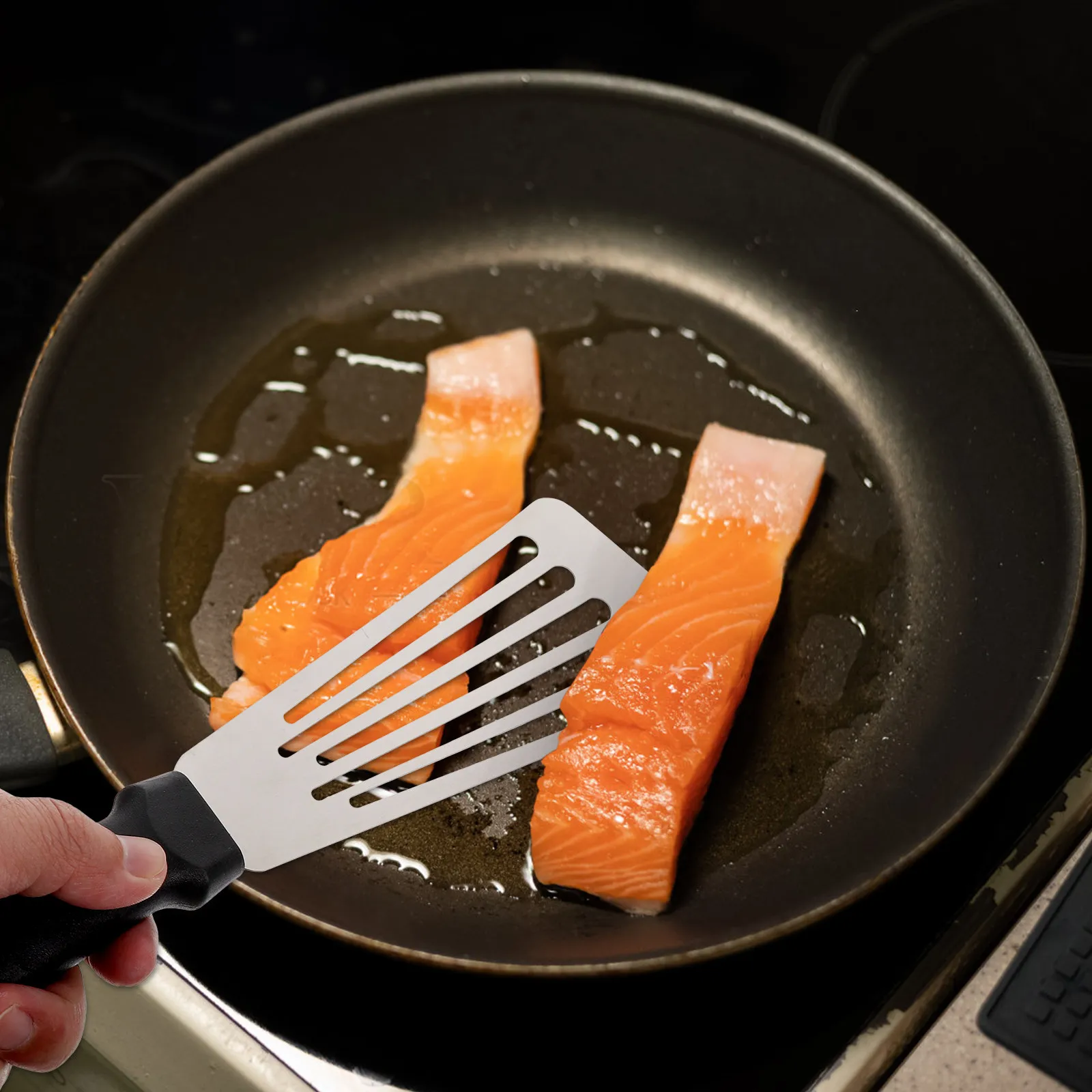 1Pcs Multipurpose Turner Spatula Stainless Steel Kitchen Shovel with Frosted Finish Fine Craftsmanship for Steak Pizza Pancake