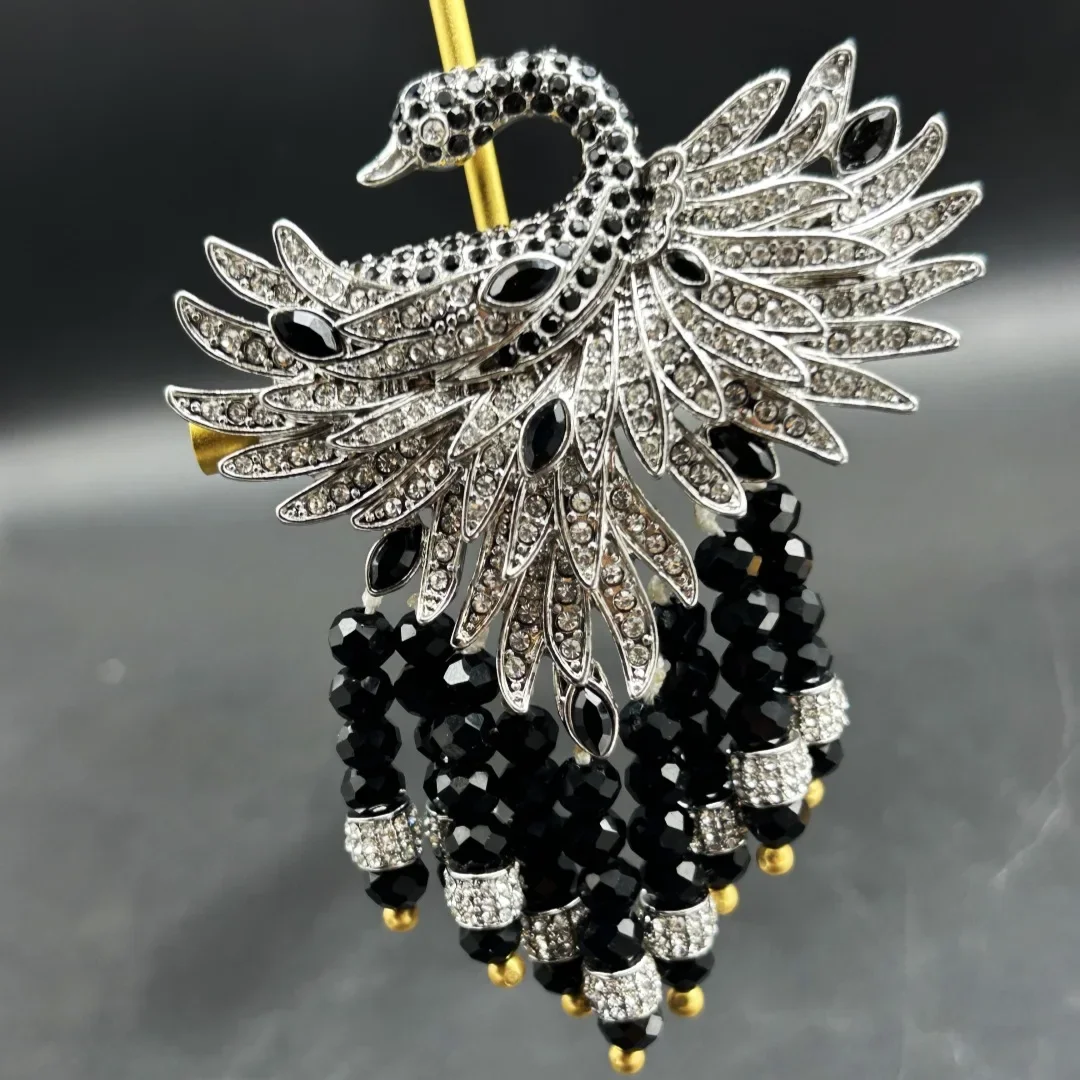 Vintage Retro Full Diamond Fashion Swan Brooch Elegant and Fashionable Earrings