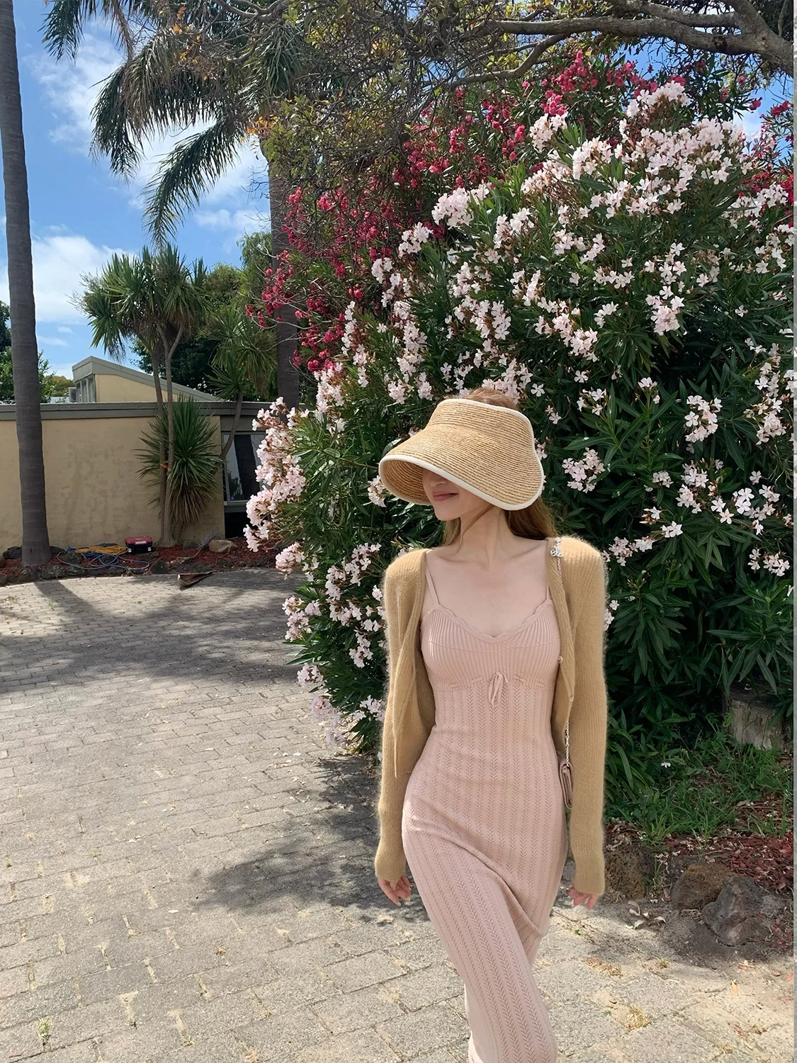 

Madofit Miss Liz Тюлевая юбка с v-образным вырезом и рваными юбками Модные женские юбки, весна 2024, смесь полиэстера