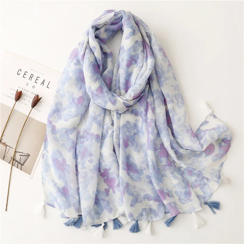 2023 Spain Brand Lovely Lotus Floral Tassel Viscose Shawl Scarf Lady Print Soft Wrap Snood Bufandas Muslim Hijab Sjaal 180*90Cm