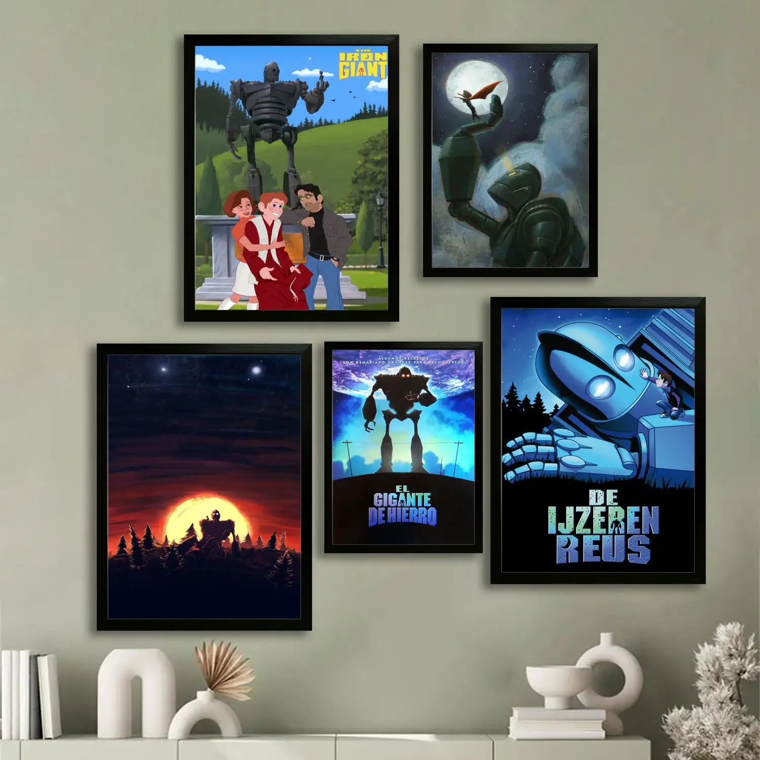 

The Iron Giant Canvas Art Poster and Wall Art, Picture Print, Modern Family Bedroom Decor,Decorative painting