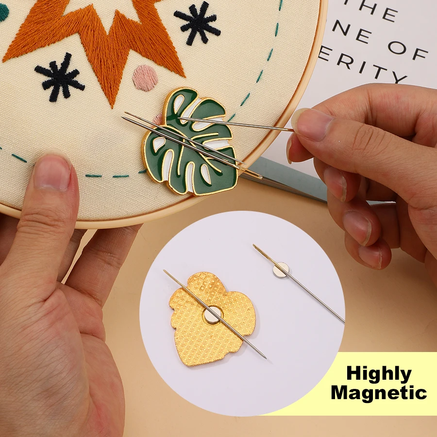 1pcs Leaf Shape Magnetic Needle Suction Device Embroidery Needlework Cross Stitch Needle Storage Tool DIY Sewing Accessories