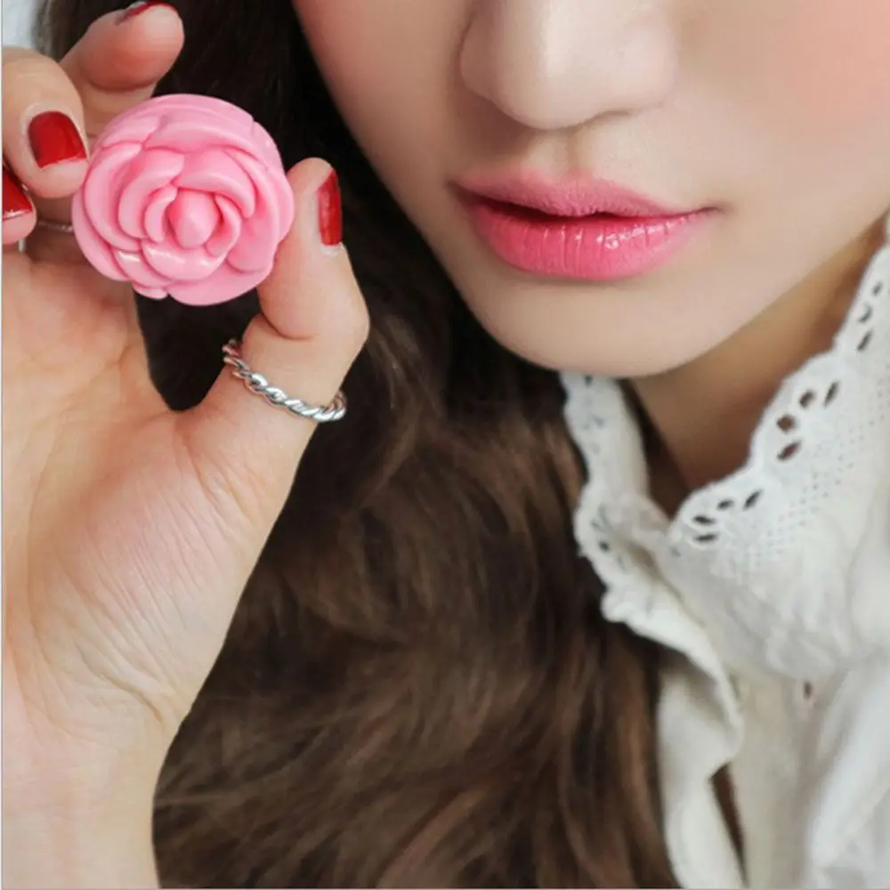Small Mirror Eyeshadow Container Compact Eyeshadow Bottle Empty Refillable Eyeshadow Pot Refillable Bottle 3D Rose