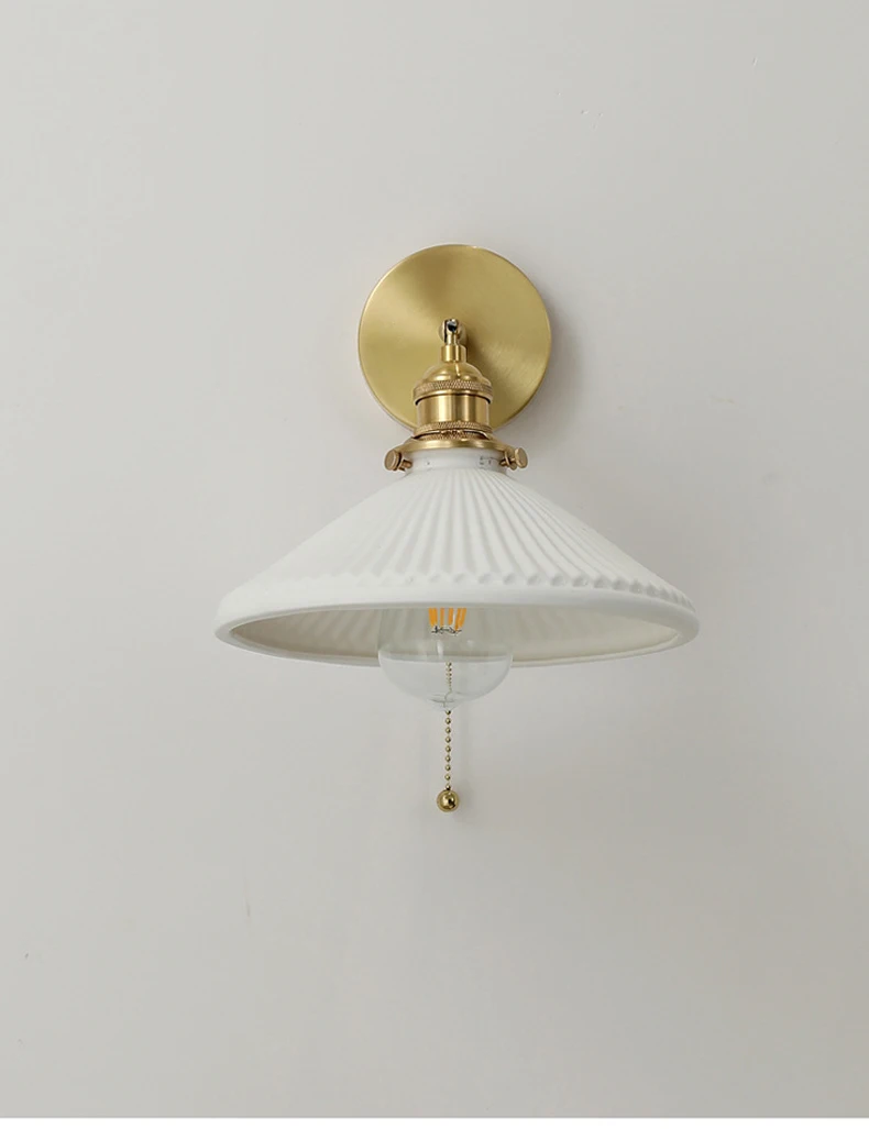 Imagem -03 - Japonês Retro Cerâmica Wall Sconce Luxo Modern Wall Light Latão com Interruptor Lâmpada de Cabeceira do Quarto Ajustado para Cima e para Baixo