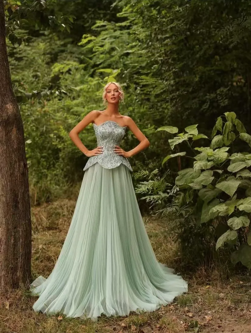 فستان ماكسي مزين بالزهور لافتة للنظر بدون حمالات مطوي باللون الأخضر النعناعي فساتين لحضور الحفلات الموسيقية على شكل حرف A بدون أكتاف مطرز بالخرز فستان حفلات الحدث #4