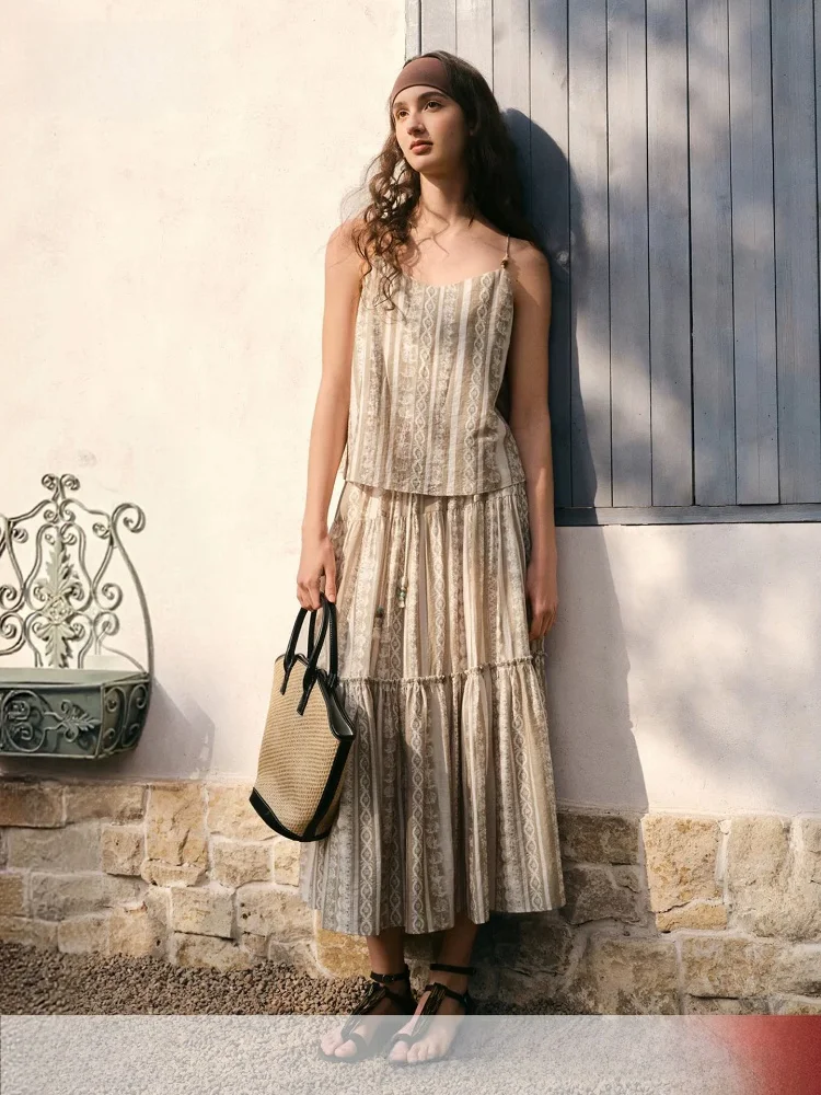 

Chic Beaded Print Halter Top And Skirt Set Women's Summer Fashion Outfit V-neck Sleeveless Straight Cut Casual Elegant