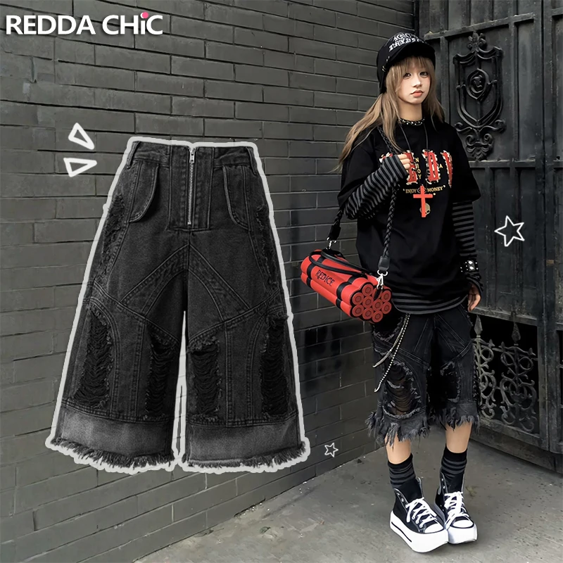 REDDACHiC Boyfriend Shorts Jeans Pretos Femininos Estilo Grunge Punk com Rasgos e Efeito Desgastado Cintura Baixa Bermuda Jeans Hiphop Streetwear
