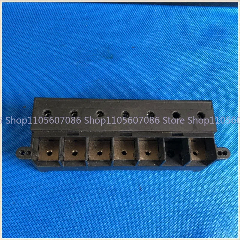 Suitable for Frequency Converter ATV610-630 Series 30-37-45 Kw Output Main Circuit Wiring Plastic Terminal Block