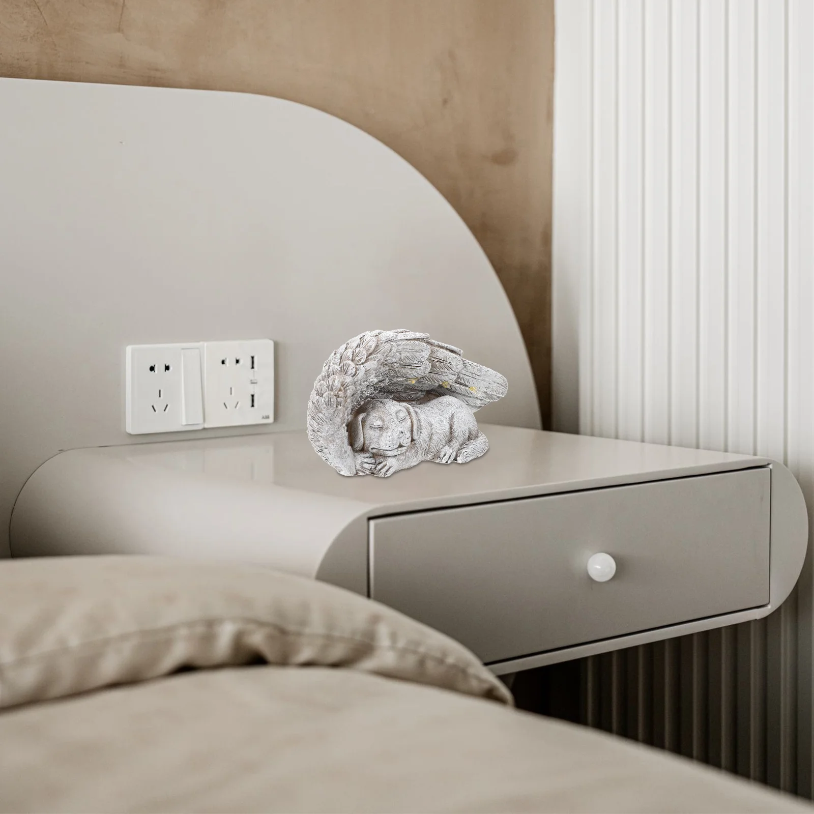 

Angel Dog Memorial Succulent Pot Resin Planter for Indoor Outdoor Garden Decorative Pet Funeral Accessory Small Flowerpot