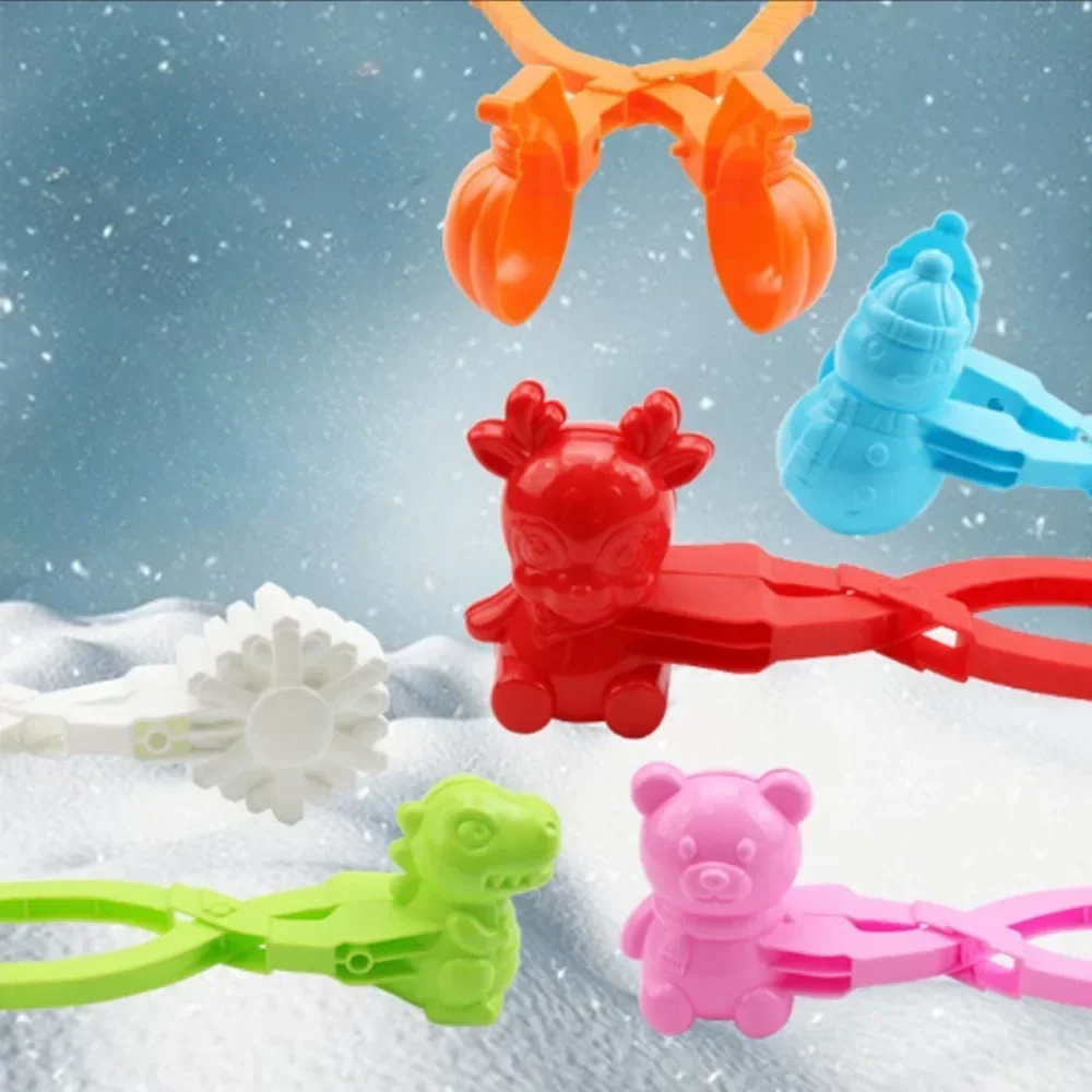 4Pcs Snowball Maker Clip for Kids Adult Creative Heart Snowflake Bear Shape Snow Sand Mold Tool Children\'s Winter Outdoor Toy