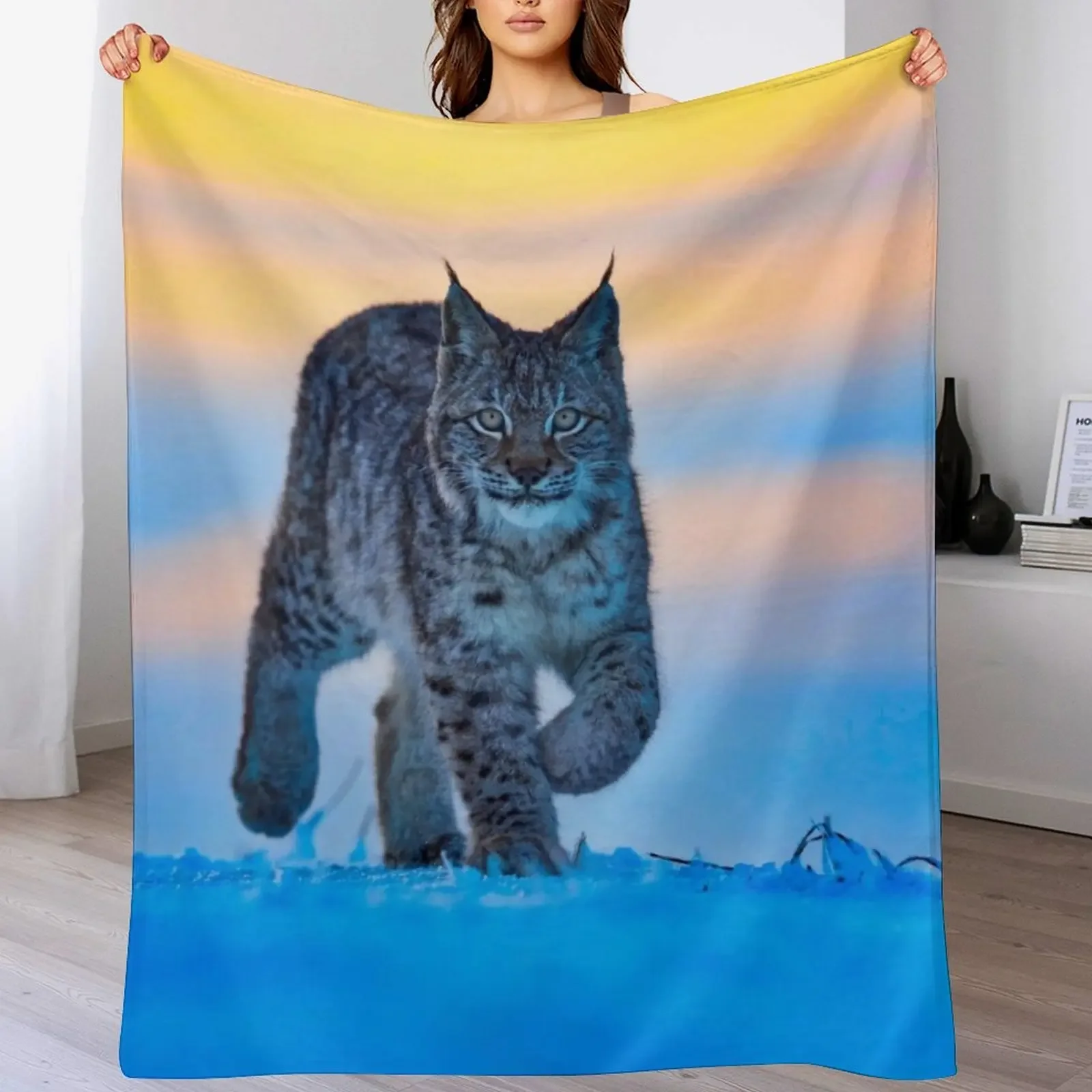 

Red Lynx Throw Blanket Bed Fashionable anime Blankets