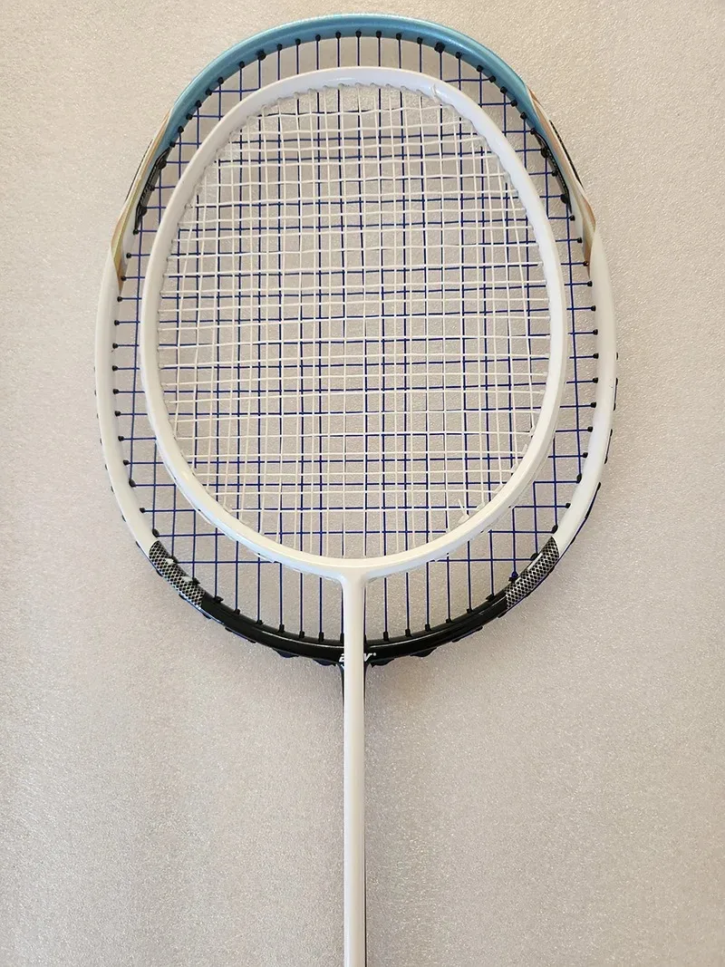 

Углеродное волокно для бадминтона Raet Sweet Spot Training Bat Утяжеленная рама Hit Ball Point Control PE для среднего уровня...