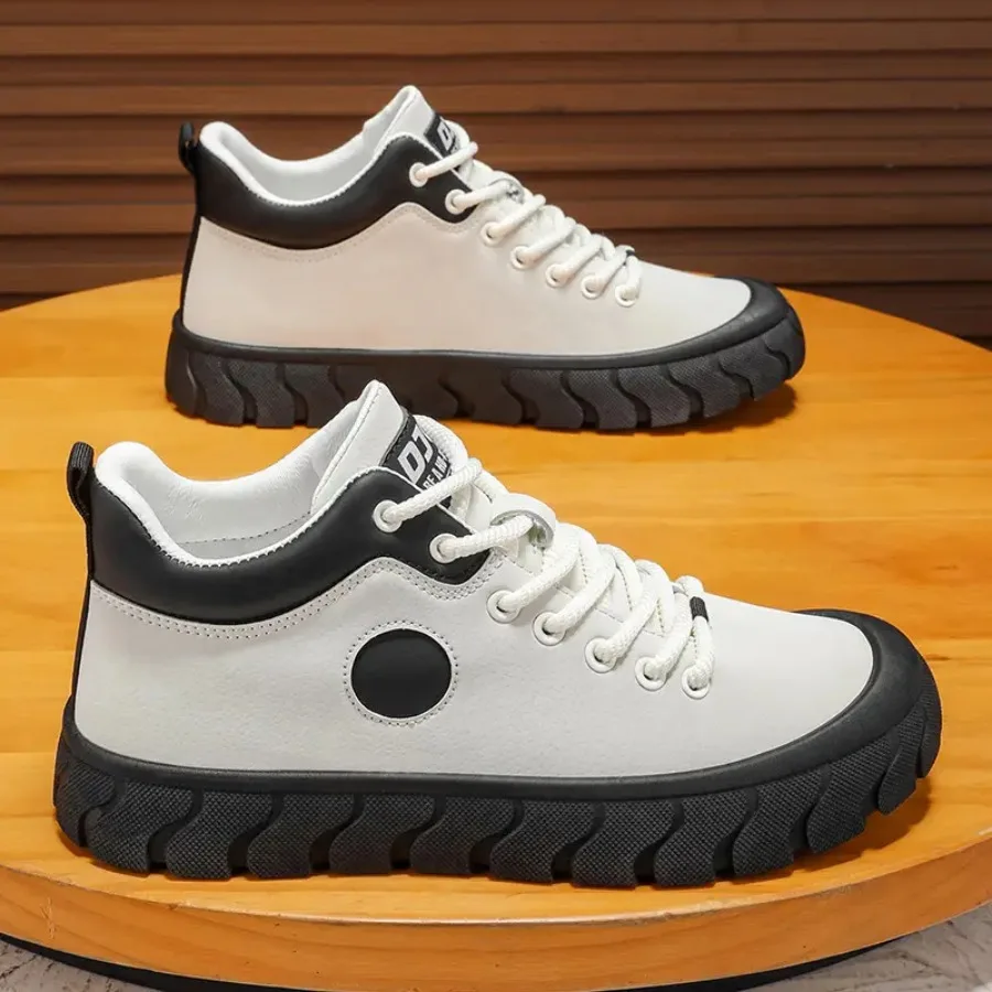 

Fashionable Classic Casual Sports Shoes with a Comfortable Thick Sole And Minimalist Style Perfect for Outings And Everyday Lei