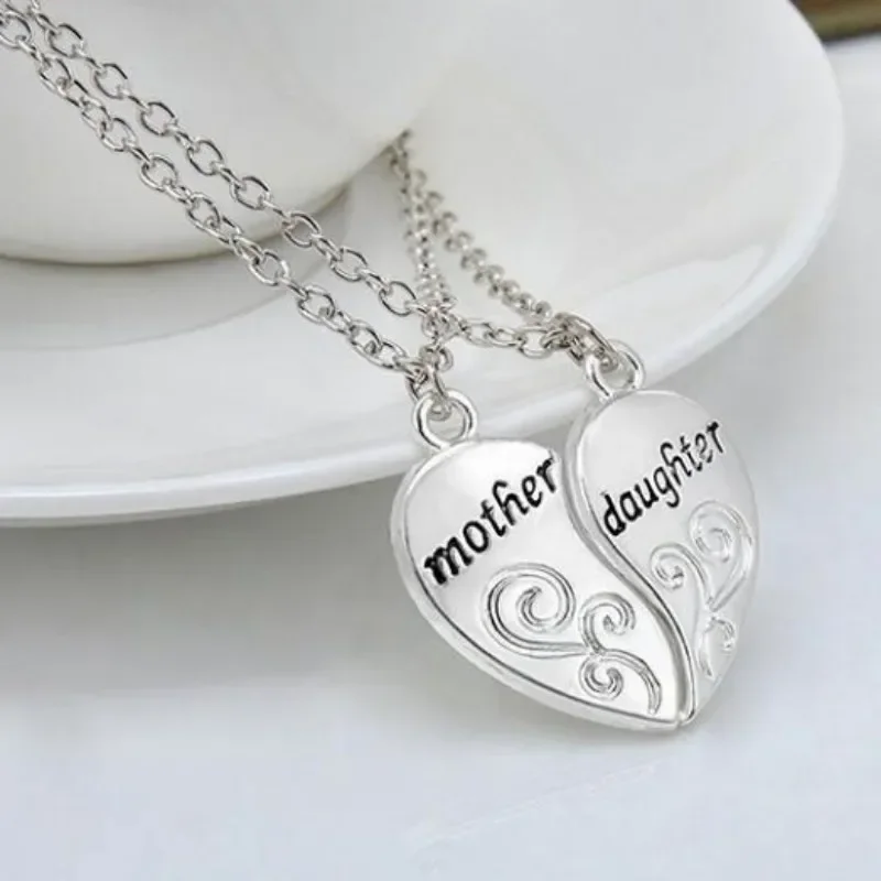 Delysia King Women Lettering Mother & Daughter Love Heart  Necklace Trendy 2pcs Splicing Aestheticism Mother\'s Day Gift