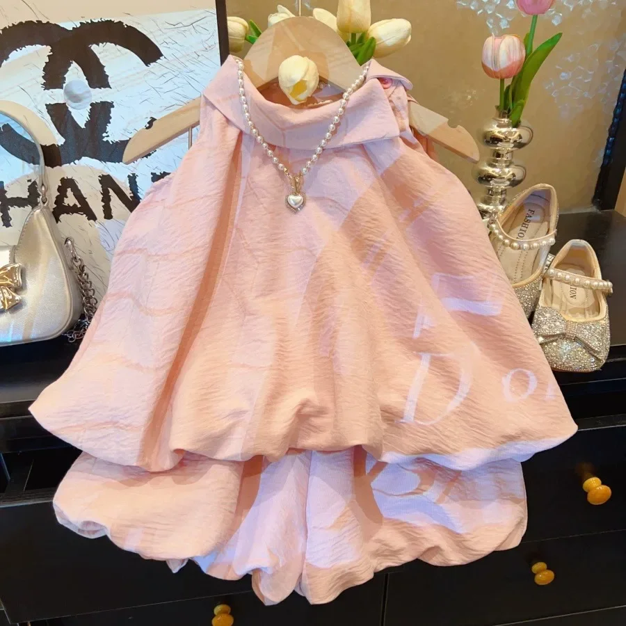 

Girls' 2025 Summer New Fashionable Two Piece Set Pink Neck Hanging Tank Top Flower Bud Shorts Set Trendy