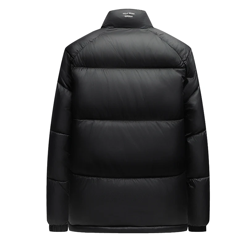 سترة شتوية جديدة لعام 2025 للرجال سترة غير رسمية سميكة بقصة ضيقة ملابس خارجية مقاومة للماء دافئة بلون سادة معطف خارجي بياقة واقفة