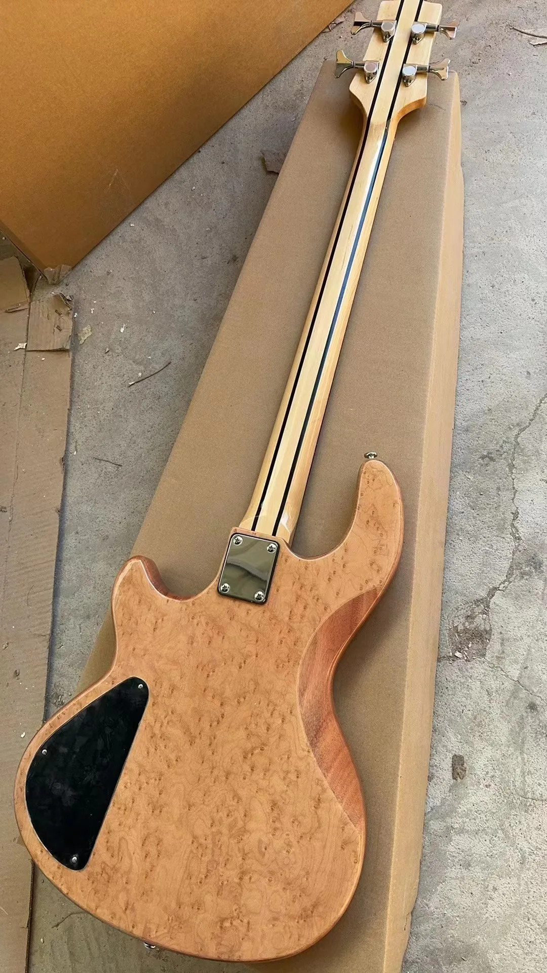 Electric Bass Guitar with Peach Blossom Wood Body, 4-String G-Wall Style, Factory Customized, In Stock