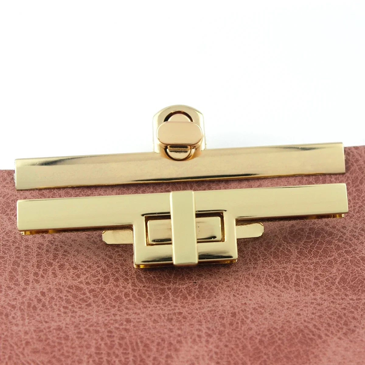 1piece Metal Bag Turn Lock Twist Lock Flip Closure Clasp Buckle Leather Craft Women Bag Parts Handbag Purse DIY Accessories