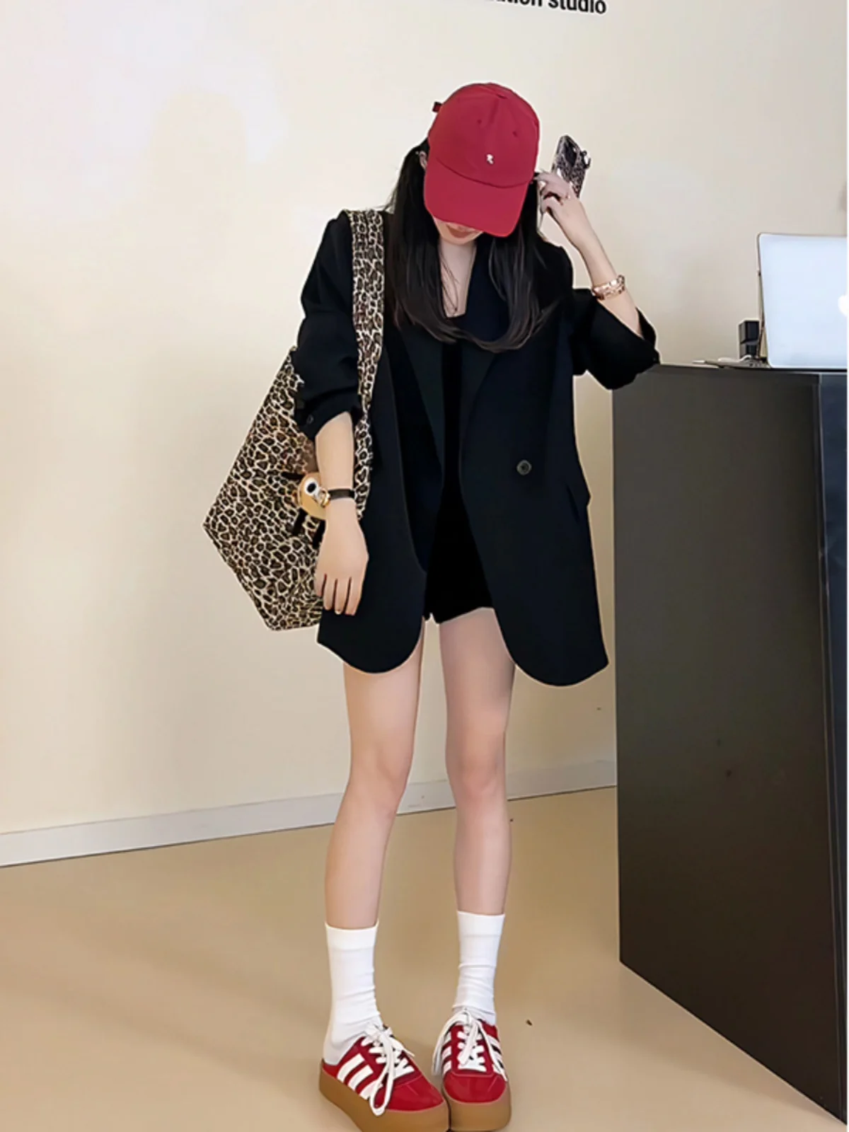 

Sli Korean Sle Women's Suit Jaet Beautiful High-End Feel Spring 2026 New Small Size Korean Version Commute Sle Long...